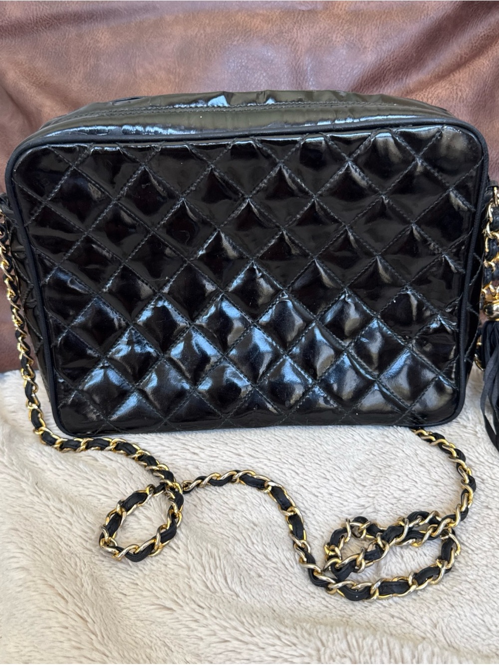 Vintage Walter Katten Classic Shiny Black Bag with Gold Chain Tassel - Picture 2 of 16